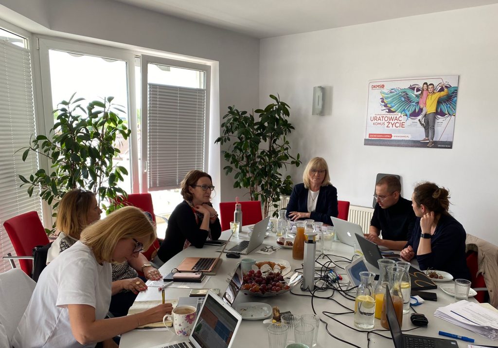 opm-dlaszpitali-druga-edycja-dotacji- fundacji-dkms