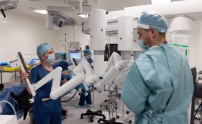 opm-dlaszpitali-Centrum-Edukacyjne-Robotyki-Operacyjnej