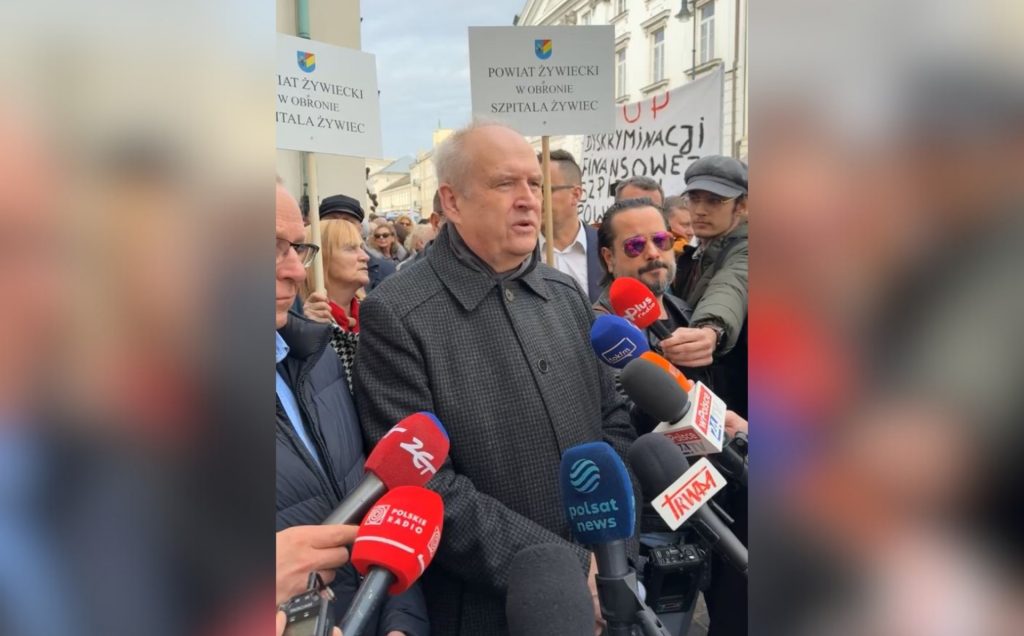 opm-dlaszpitali-protest-przed